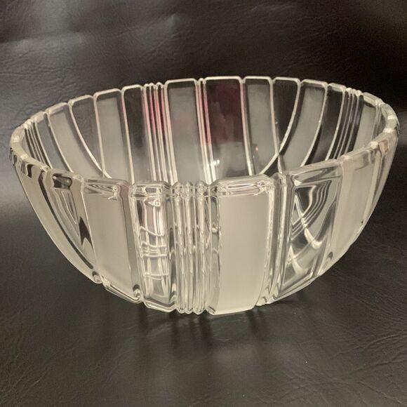 Clear Frosted Glass Heavy Serving Bowl Cut Glass Diamond Square Rectangle 4 Qt - Picture 2 of 7